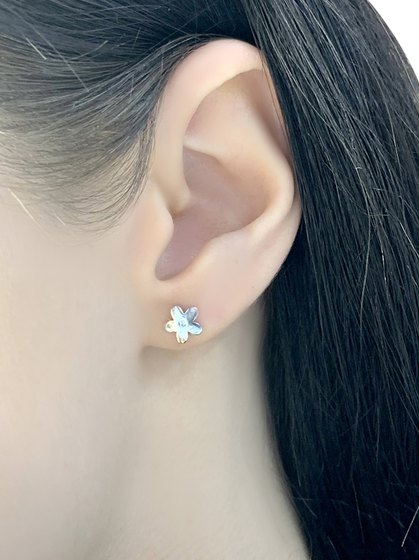 Серебряные серьги с фианитами