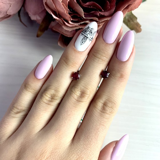 Серебряные серьги с рубином