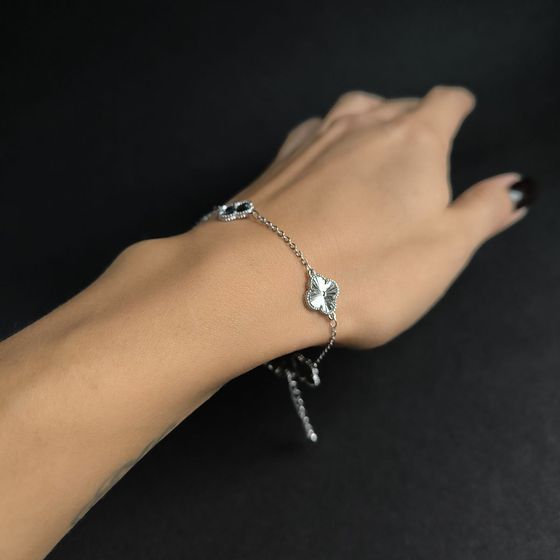 Серебряный браслет без камней