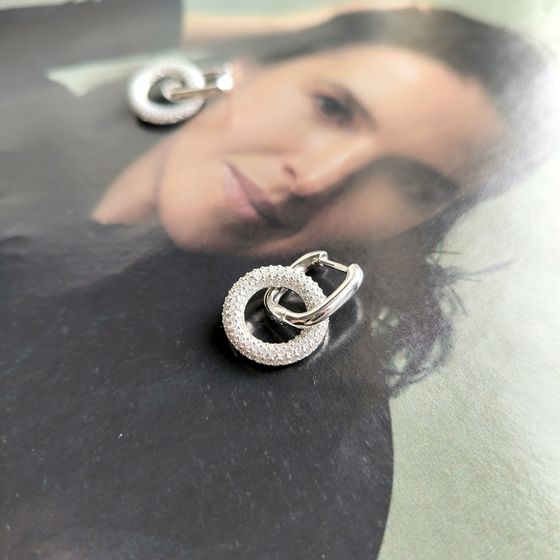 Серебряные серьги с фианитами