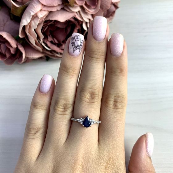 Серебряное кольцо с сапфиром 1.179ct