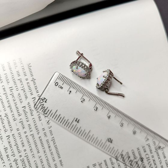 Серебряные серьги с опалом, фианитами