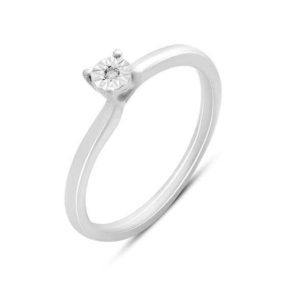 Серебряное кольцо с бриллиантом