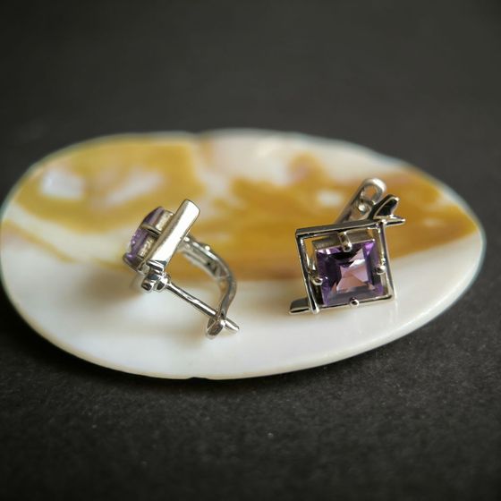 Серебряные серьги с аметистом 2.942ct