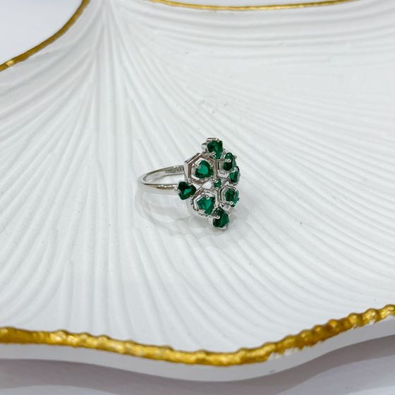 Серебряное кольцо с изумрудом nano 1.725ct