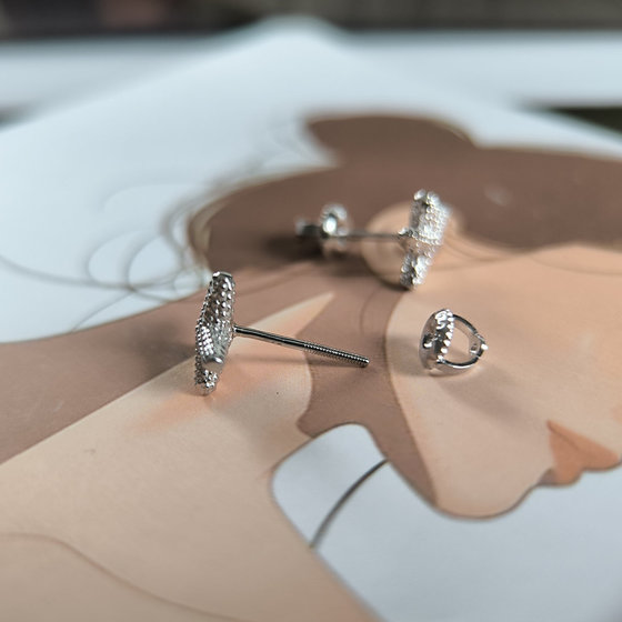 Серебряные серьги без камней