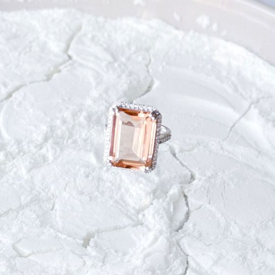 Серебряное кольцо с морганитом nano 13.12ct, фианитами