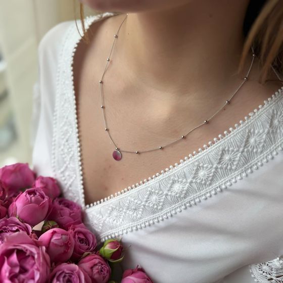 Серебряное колье без камней