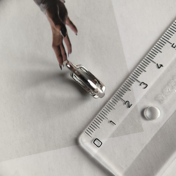 Серебряное кольцо с фианитами