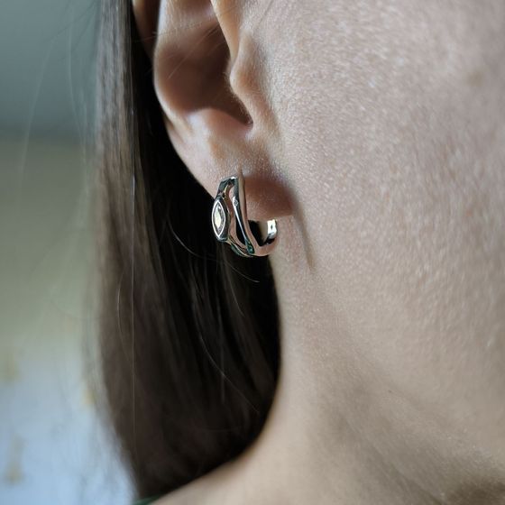 Серебряные серьги с фианитами