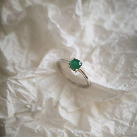 Серебряное кольцо с изумрудом 0.488ct