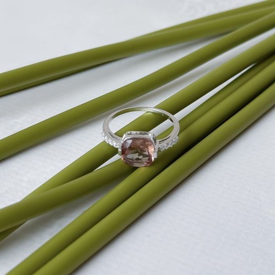Серебряное кольцо с султанитом 3.04ct