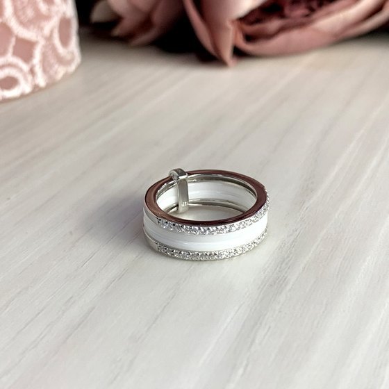 Серебряное кольцо с керамикой