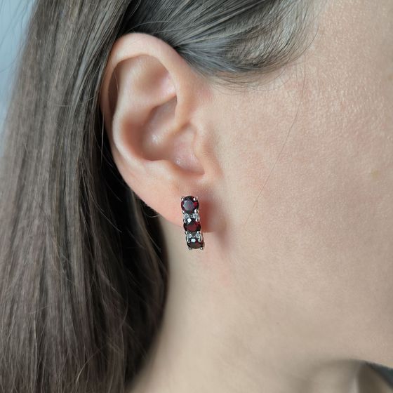 Серебряные серьги с гранатом 3.74ct