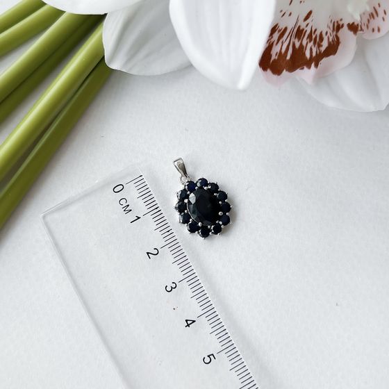 Серебряная подвеска с сапфиром 5.375ct