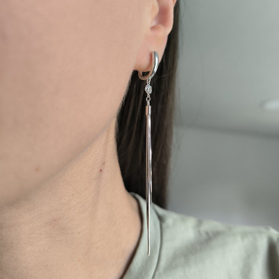 Серебряные серьги с фианитами