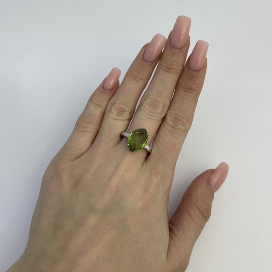 Серебряное кольцо с султанитом 5.138ct