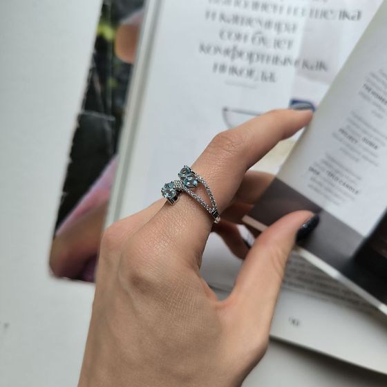 Серебряное кольцо с топазом 2.638ct