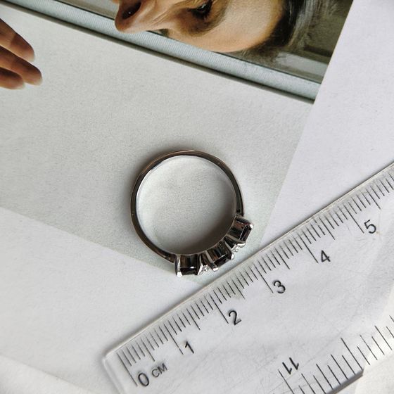 Серебряное кольцо с гранатом 1.895ct