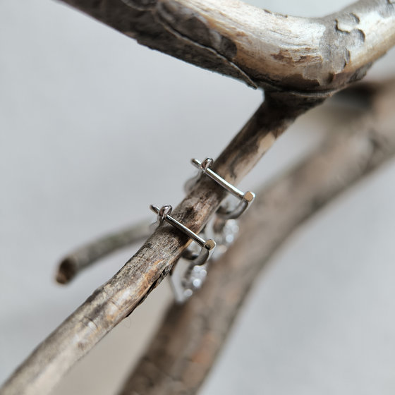 Серебряные серьги с фианитами