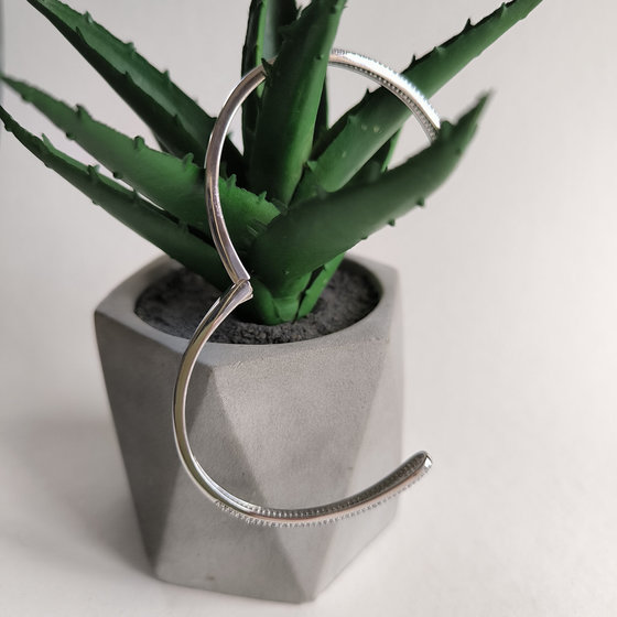 Серебряный браслет с фианитами