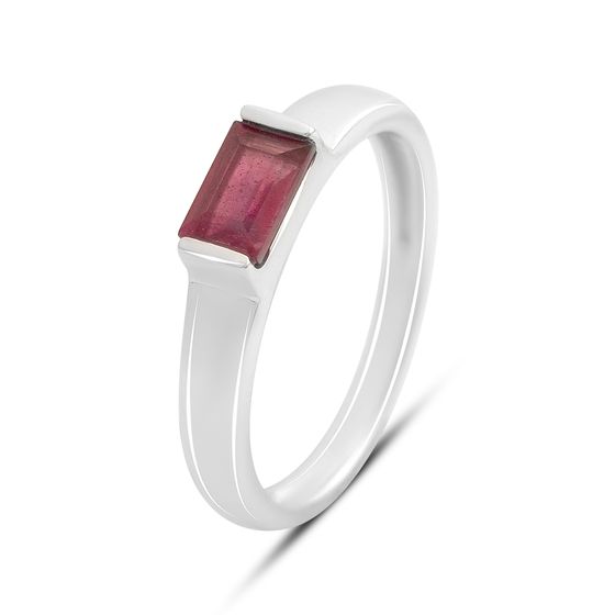 Серебряное кольцо с рубином 0.813ct