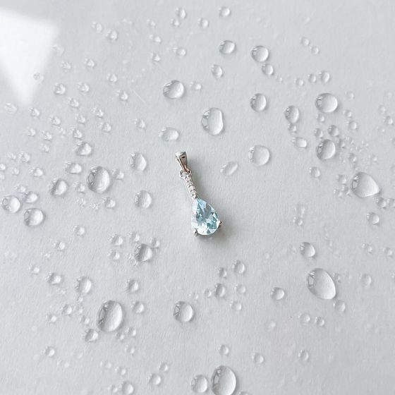 Серебряная подвеска с топазом 2.385ct