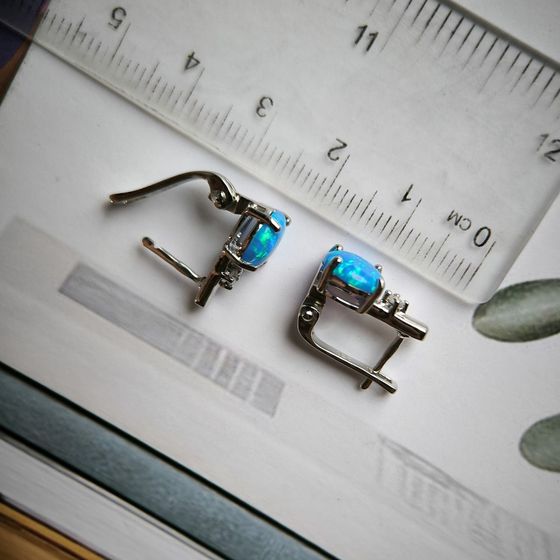 Серебряные серьги с опалом 1.873ct