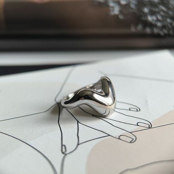 Серебряное кольцо без камней