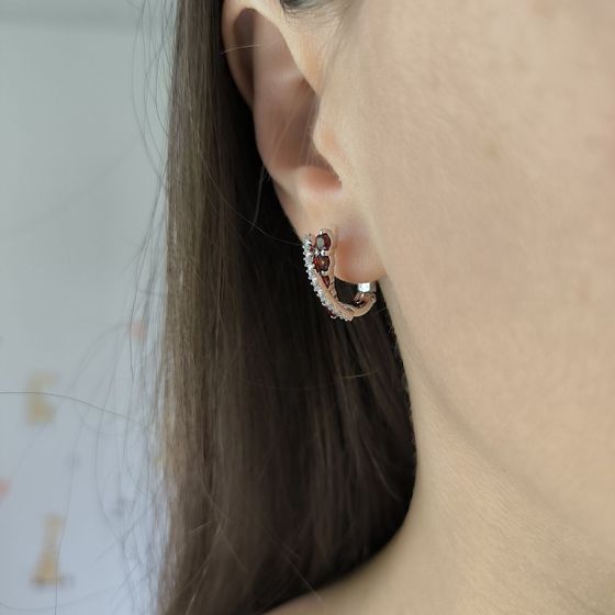 Серебряные серьги с гранатом 1.556ct, фианитами