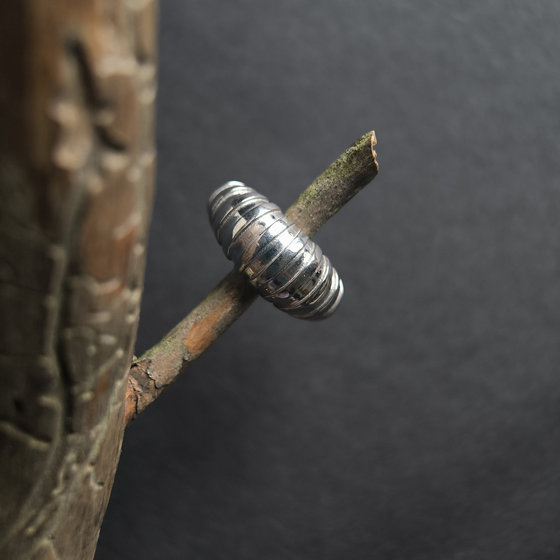 Серебряное кольцо без камней