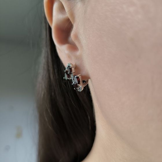Серебряные серьги с гранатом 3.468ct