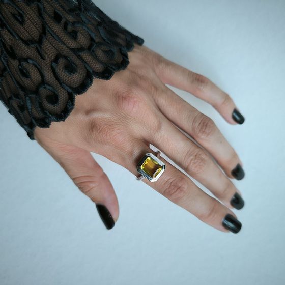 Серебряное кольцо с цитрином nano 3.138ct