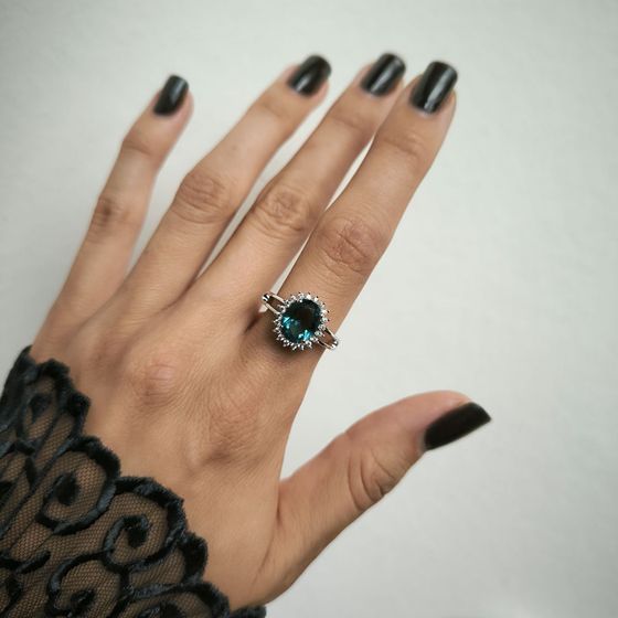 Серебряное кольцо с топазом Лондон Блю 2.272ct