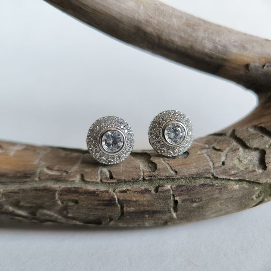 Серебряные серьги с фианитами