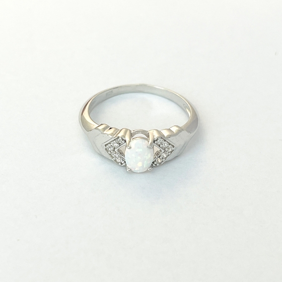 Серебряное кольцо с опалом 0.313ct