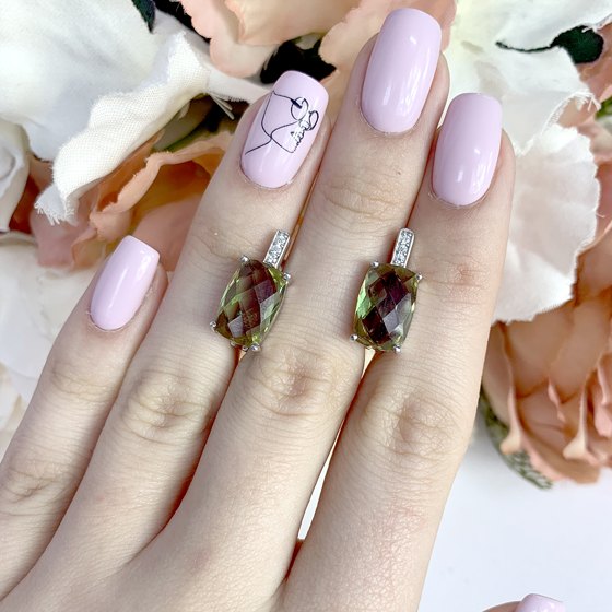 Серебряные серьги с султанитом