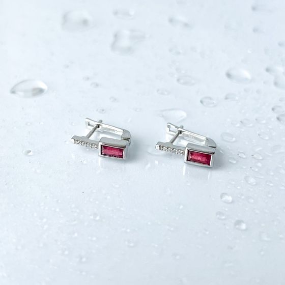 Серебряные серьги с гранатом 1.253ct, фианитами