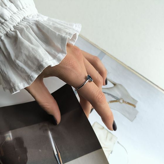 Серебряное кольцо с топазом Лондон Блю 0.469ct