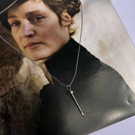 Золотое колье без камней