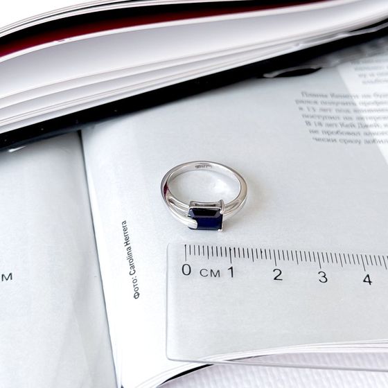 Серебряное кольцо с сапфиром 1.69ct