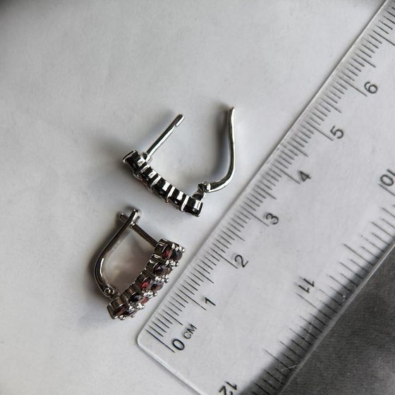 Серебряные серьги с гранатом 4.825ct