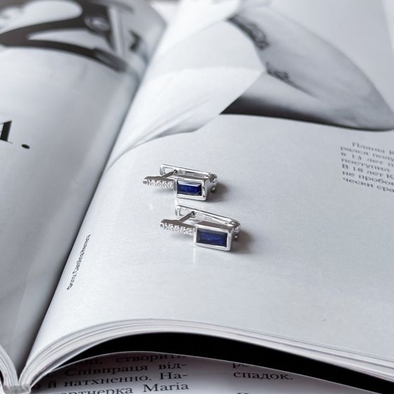 Серебряные серьги с сапфиром 1.362ct, фианитами