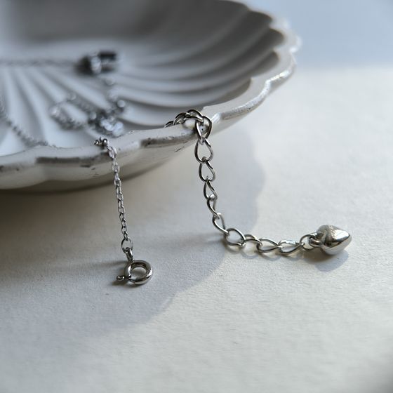 Серебряное колье с ониксом