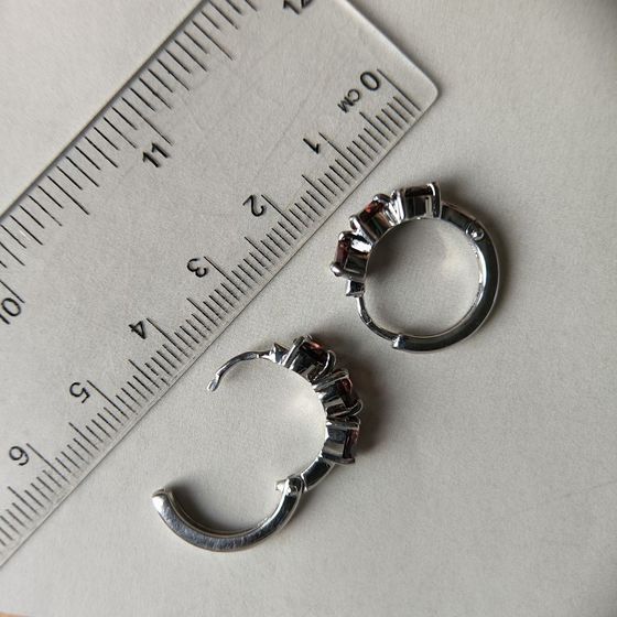 Серебряные серьги с гранатом 3.25ct