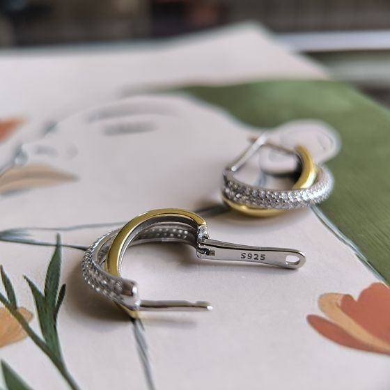 Серебряные серьги с фианитами