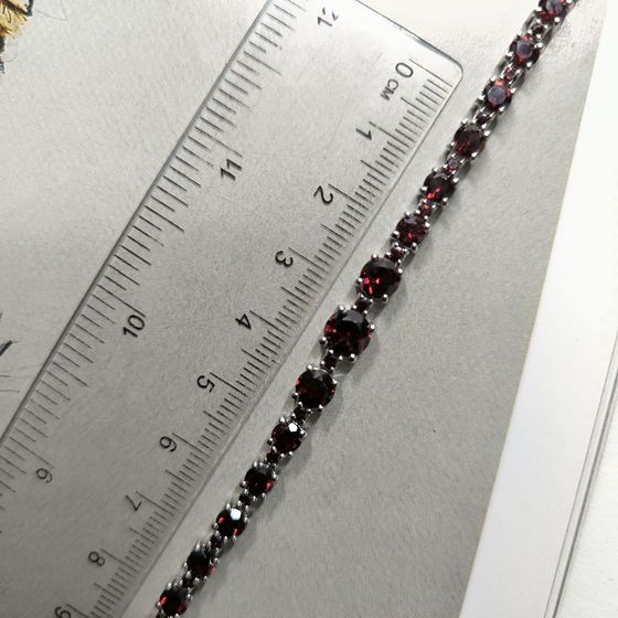 Серебряный браслет с гранатом 8.925ct