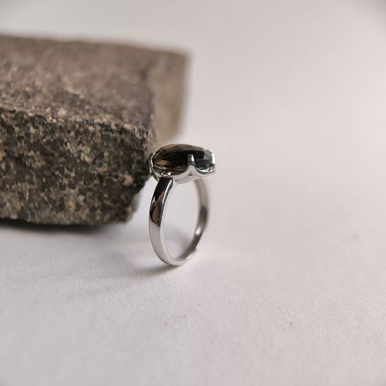 Серебряное кольцо с раухтопазом (дымчатым кварцем) 4.387ct