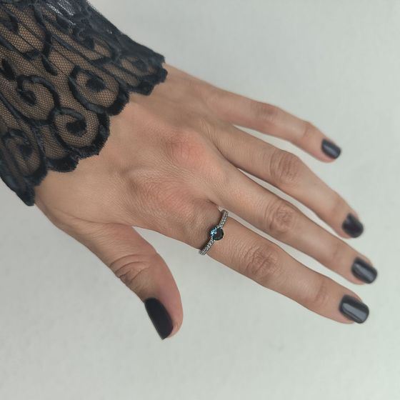 Серебряное кольцо с топазом Лондон Блю 0.536ct