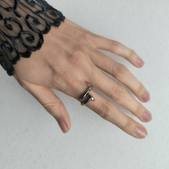 Серебряное кольцо без камней